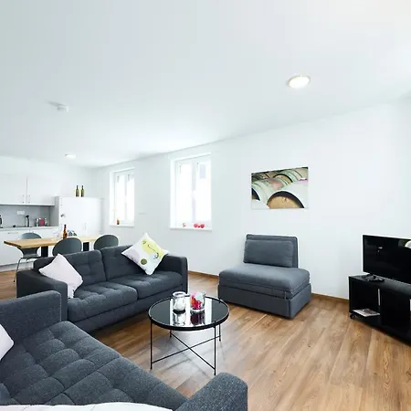 Im Weingut Huff-doll アパート