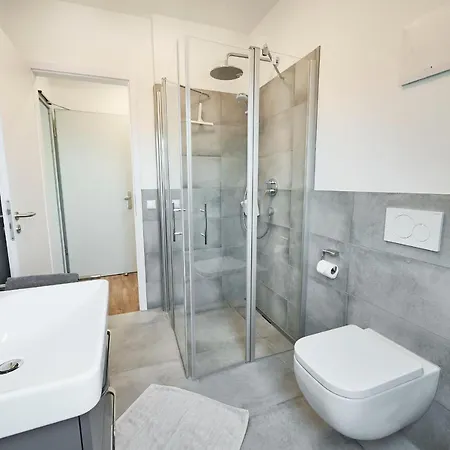 Im Weingut Huff-doll * Horrweiler